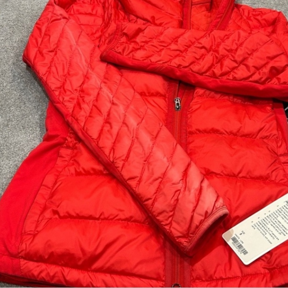 RELISTED.  NWT Lululemon RUN: What The Fluff Jacket Love Red 8 - Picture 13 of 15